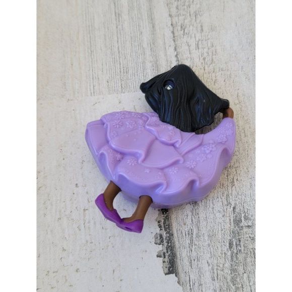 Encanto isabella mcdonald's 2021 Disney Pixar toy figure - Picture 4 of 5